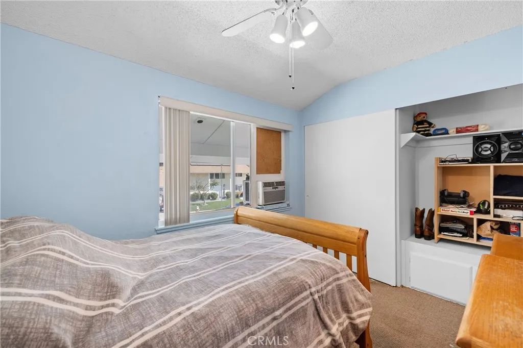 2783 Fallon Circle, Simi Valley, California 93065 home-pic-18